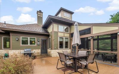25 North End, Julie & Co. Realty