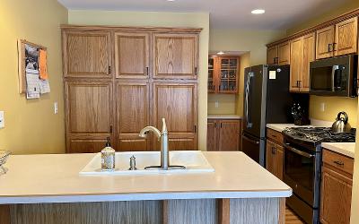 1 Inlander Road, Julie & Co. Realty