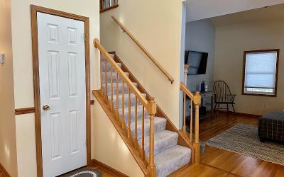 1 Inlander Road, Julie & Co. Realty