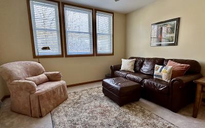 1 Inlander Road, Julie & Co. Realty