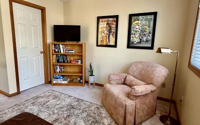 1 Inlander Road, Julie & Co. Realty