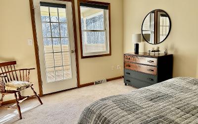 1 Inlander Road, Julie & Co. Realty