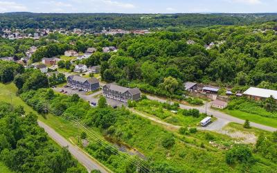 1A Brickyard Road, Julie & Co. Realty