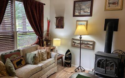 24 Elizabeth Lane, Julie & Co. Realty