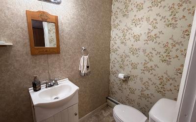 55 Bartlett Pond Road, Julie & Co. Realty
