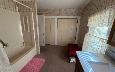 55 Bartlett Pond Road, Julie & Co. Realty