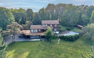 68 Rockwell Road, Julie & Co. Realty