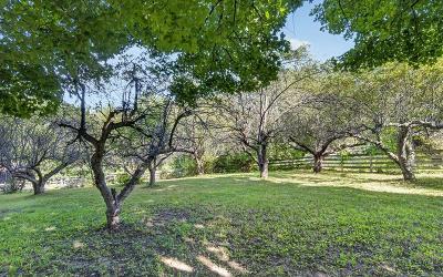 68 Rockwell Road, Julie & Co. Realty