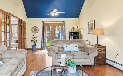 25 Algonquin Drive, Julie & Co. Realty