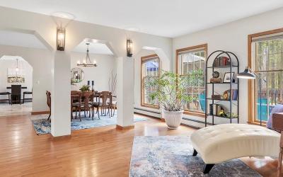 25 Algonquin Drive, Julie & Co. Realty