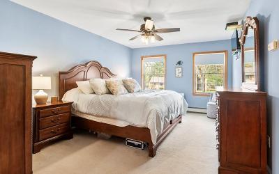 25 Algonquin Drive, Julie & Co. Realty