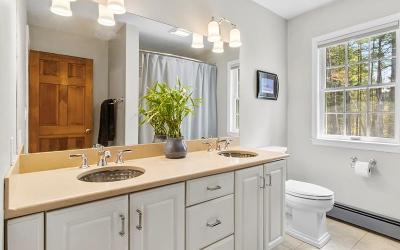 25 Algonquin Drive, Julie & Co. Realty