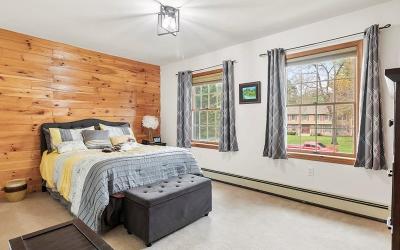 25 Algonquin Drive, Julie & Co. Realty