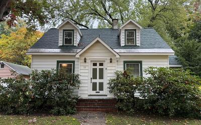 31 Thomas Avenue, Julie & Co. Realty