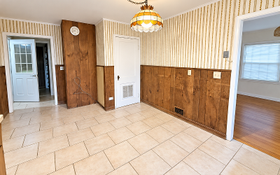 31 Thomas Avenue, Julie & Co. Realty