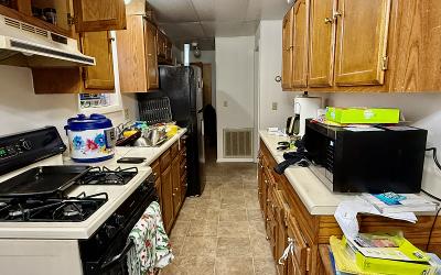 31 Thomas Avenue, Julie & Co. Realty