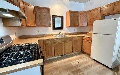 31 Thomas Avenue, Julie & Co. Realty