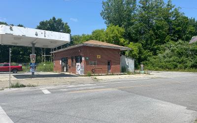 69 Montcalm Street, Julie & Co. Realty