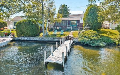 60 Parkhurst Road, Julie & Co. Realty