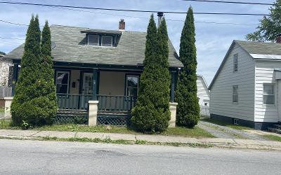 1 Martindale Avenue, Julie & Co. Realty