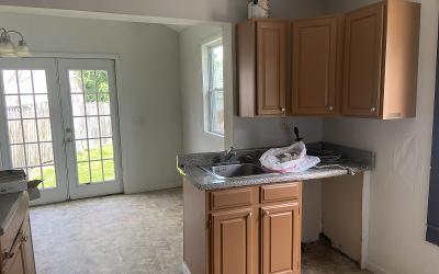 1 Martindale Avenue, Julie & Co. Realty