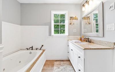 13 Heresford Lane, Julie & Co. Realty