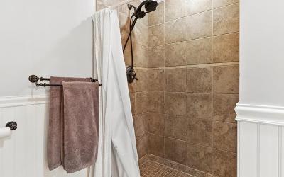13 Heresford Lane, Julie & Co. Realty