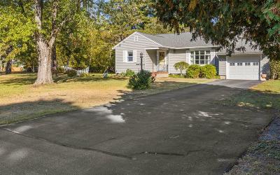 10 Linden Street, Julie & Co. Realty