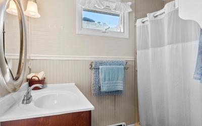 10 Linden Street, Julie & Co. Realty