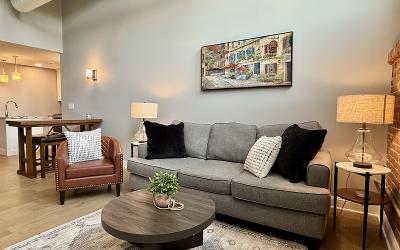 77 Van Dam Unit #406, Julie & Co. Realty