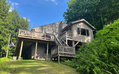 24 Whits End Way, Julie & Co. Realty