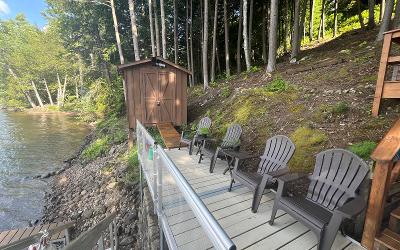24 Whits End Way, Julie & Co. Realty