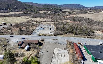 878 State Route 9N, Julie & Co. Realty