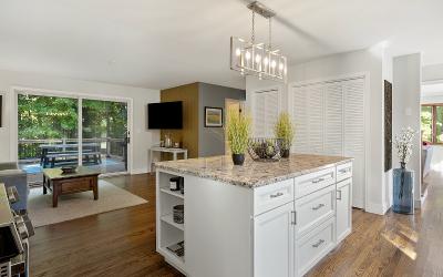 206 Van Aernem Road, Julie & Co. Realty