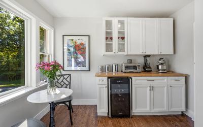 206 Van Aernem Road, Julie & Co. Realty