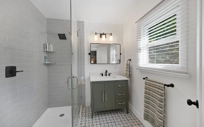 206 Van Aernem Road, Julie & Co. Realty