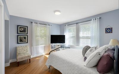 206 Van Aernem Road, Julie & Co. Realty