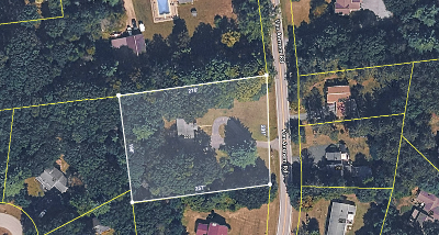 206 Van Aernem Road, Julie & Co. Realty
