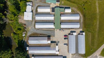 22 Meadowview Drive, Julie & Co. Realty