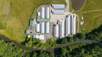 22 Meadowview Drive, Julie & Co. Realty