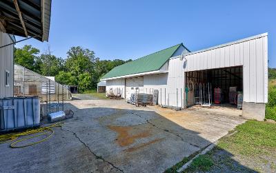 22 Meadowview Drive, Julie & Co. Realty