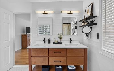 75 Hoffman Court, Julie & Co. Realty