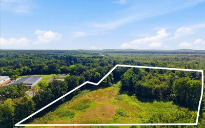 L19 Weibel Avenue, Julie & Co. Realty