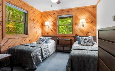 9 Chippewa Loop, Julie & Co. Realty