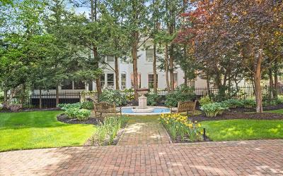 605 N. Broadway, Julie & Co. Realty