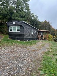 11 Star Way, Julie & Co. Realty