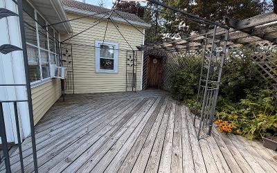 17 John Street, Julie & Co. Realty
