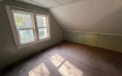 2044 Creek Road, Julie & Co. Realty