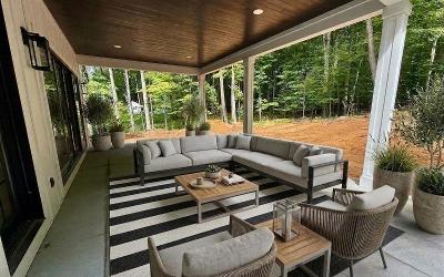 44 Ruggles Road, Julie & Co. Realty