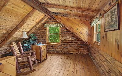 7955 Lakeshore Drive, Julie & Co. Realty